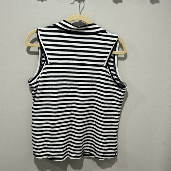 Striped Sleeveless Top - Picture 2 of 3